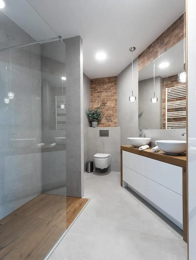 B&W Luxurious Apartment In The Center Of Wroclaw
